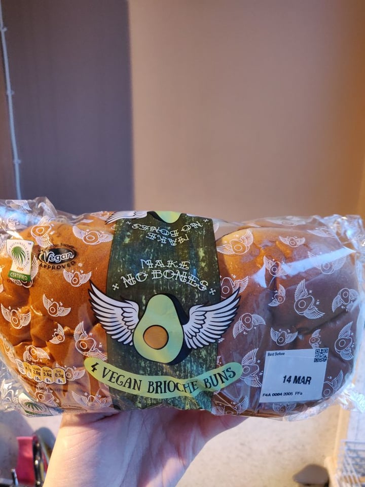 photo of Make No Bones Brioche buns shared by @guttedtothecore on  20 Mar 2020 - review