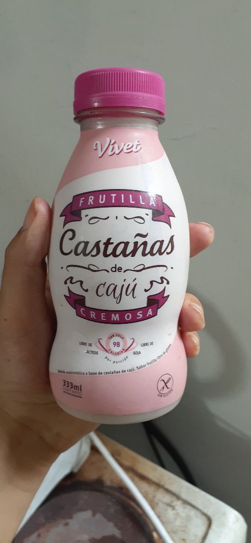 photo of Vívet Leche de Castañas de Caju sabor Frutilla Cremosa shared by @tales on  06 Feb 2020 - review