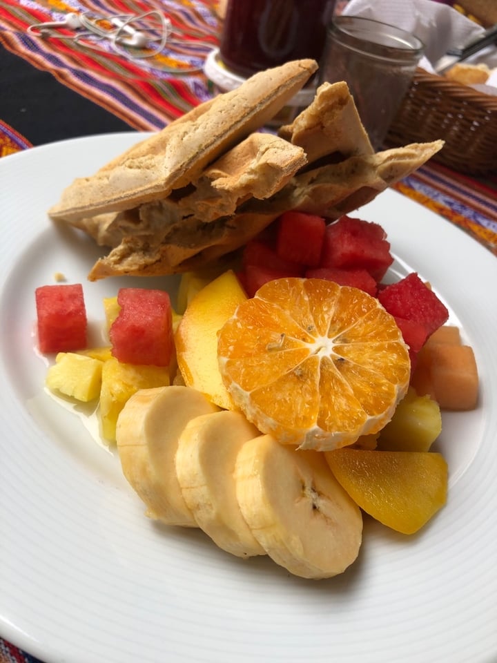 photo of Banana's Adventure - Huacachina Waffle Vegano C/ Frutas shared by @patishe on  07 Jan 2020 - review