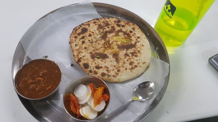 review photo of Kesar Da Dhaba Gobhi Pratha Chana Masala shared by @veganviks on 21 Dec 2018 - review