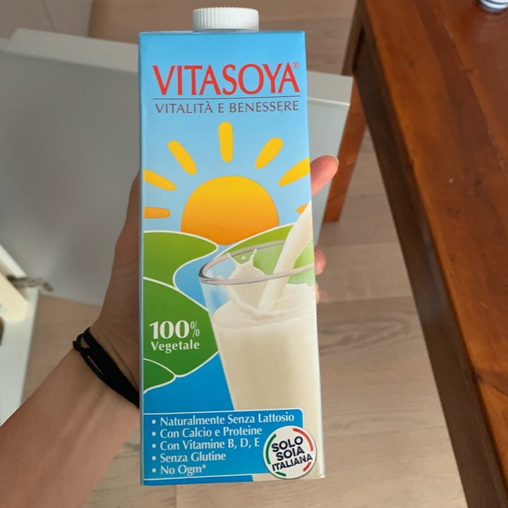 review photo of VITASOYA Latte di soia shared by @abillions on 01 Sep 2022 - review