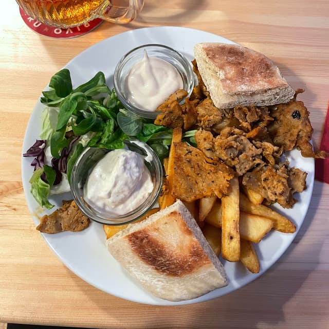 菜肴“Gyros Plate”的照片