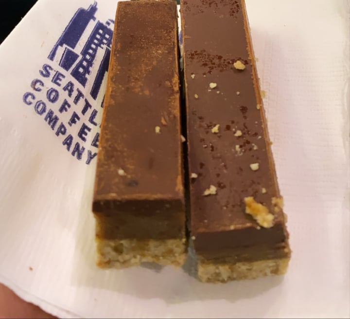 photo of Exclusive Books Table Bay Mall Millionaire’s Shortbread shared by @karaisvegan on  05 Sep 2020 - review