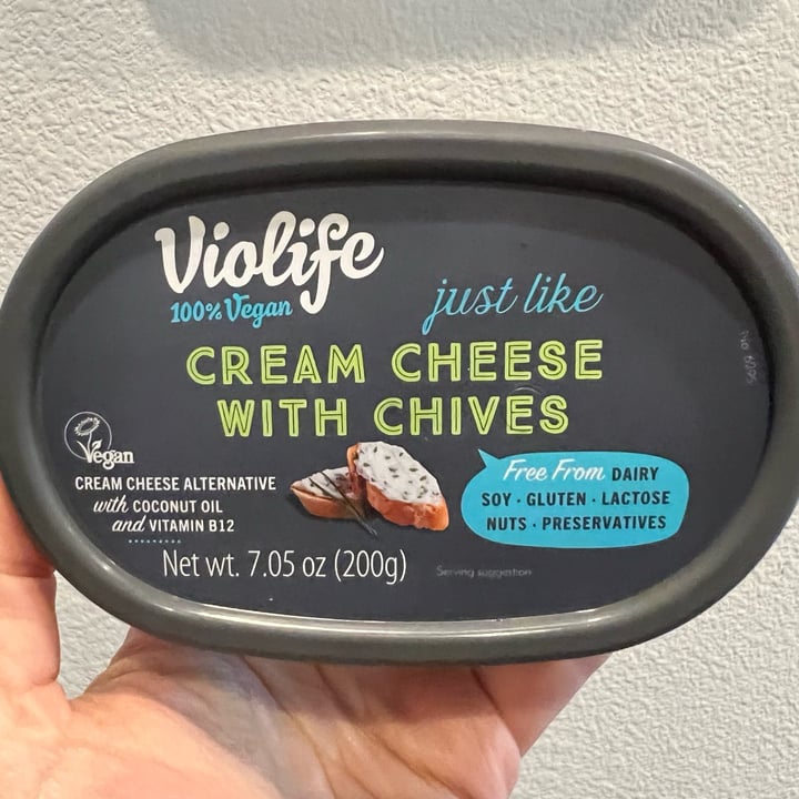 photo of Violife Chives Creamy  shared by @fernandasilveira on  08 May 2022 - review