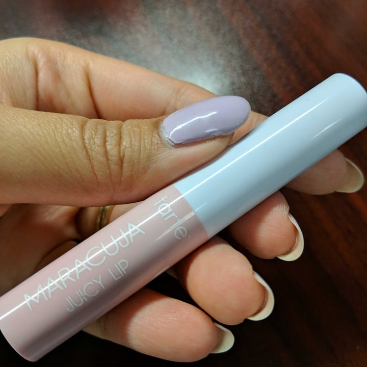 photo of Tarte Cosmetics Maracuja lip oil shared by @xtinelin on  17 May 2021 - review