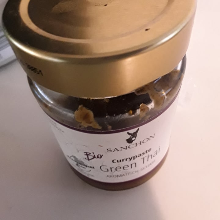 photo of Sanchon Currypaste Red Thai shared by @lunavegan on  10 Jun 2022 - review