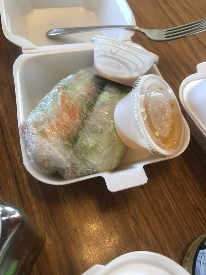 photo of Blooming Thai Summer Rolls shared by @nisharespect on  26 May 2022 - review