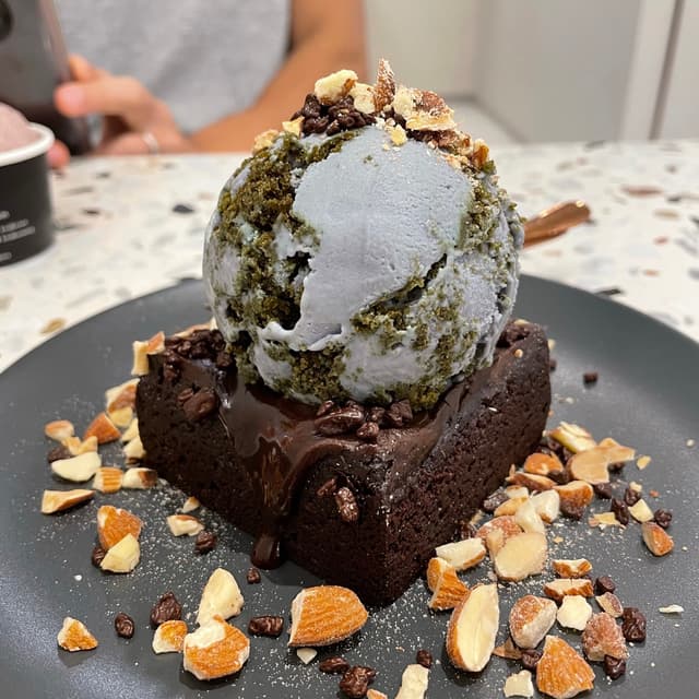 Photo of the dish “Brownie Sundae”