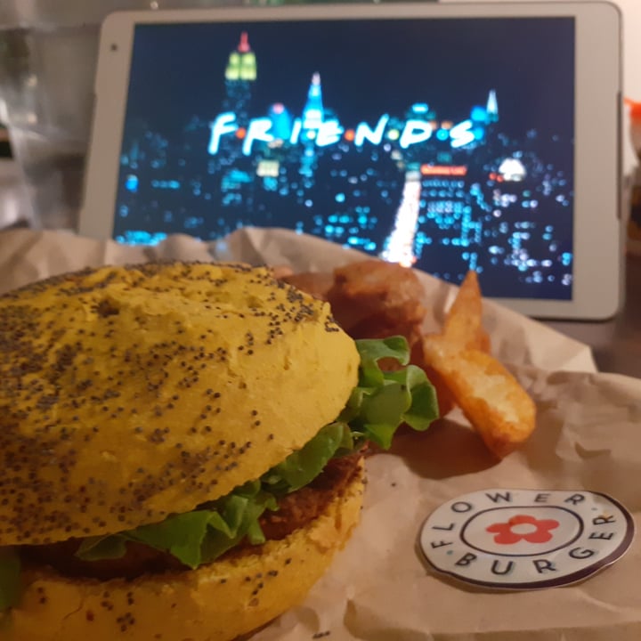 photo of Flower Burger Spicy cecio shared by @beatricetralla on  14 Apr 2021 - review