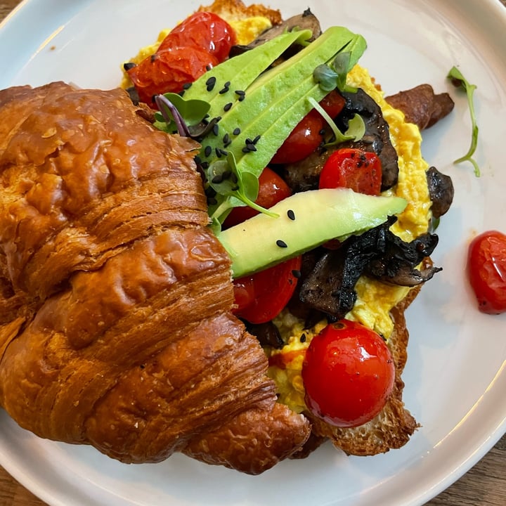 photo of Wildsprout Vegan Croissant with Scrambled Tofu shared by @mariajamison on  07 Apr 2022 - review