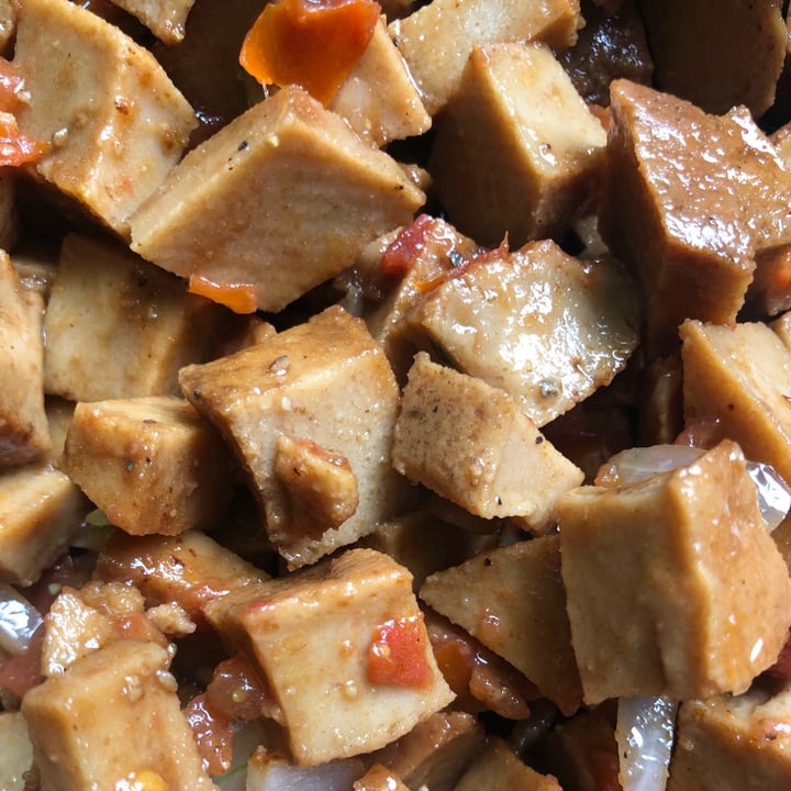 review photo of Healthy Evolution Carnitas veggie premium shared by @babyvegannn on 17 Aug 2022 - review