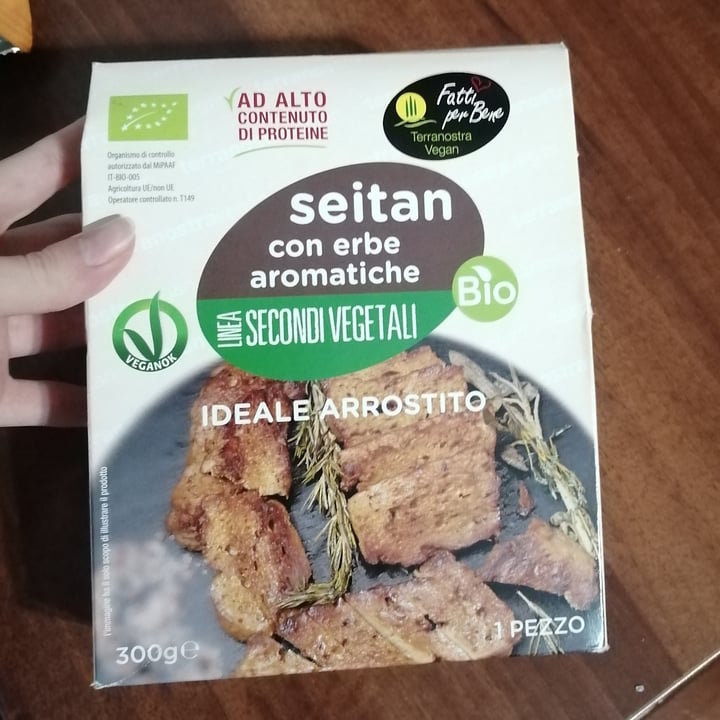 photo of Fatti per bene terranostra vegan Seitan con erbe aromatiche shared by @sonia02 on  27 Oct 2022 - review