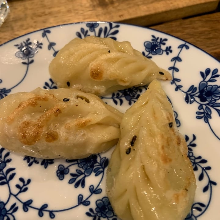 photo of Tea & Noodles Ravioli Di Verdure Alla Piastra shared by @peronaveg on  15 Nov 2022 - review