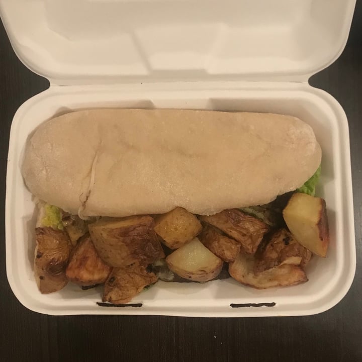photo of Estilo Veggie Lomito Gourmet shared by @buenavibraarg on  24 Oct 2020 - review