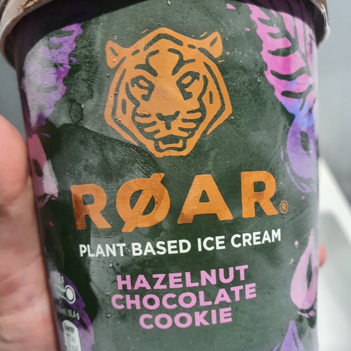 review photo of Roar Hazelnut Chocolate Cookie ice cream shared by @reverse-eng-vegan on 07 Aug 2020 - review