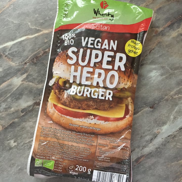 photo of Wheaty Vegan Super Hero Burger shared by @blueberrypancake on  29 Jun 2020 - review