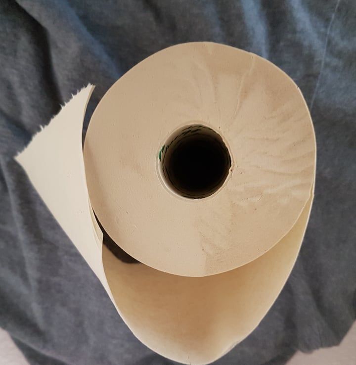 photo of Hempur Hempur toilet paper shared by @suzanarmiler on  13 May 2022 - review