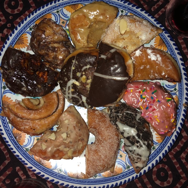 photo of MACHINO DONUTS Mix Box shared by @tiascaz on  03 Apr 2021 - review