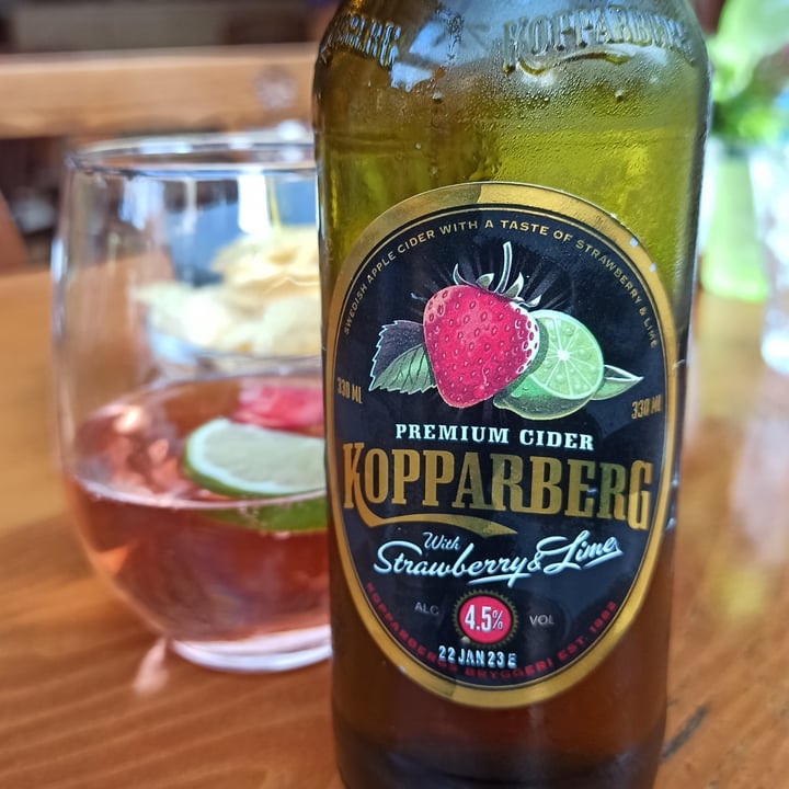 photo of Kopparberg Strawberry and Lime Premium Cider shared by @aillia on  25 May 2022 - review