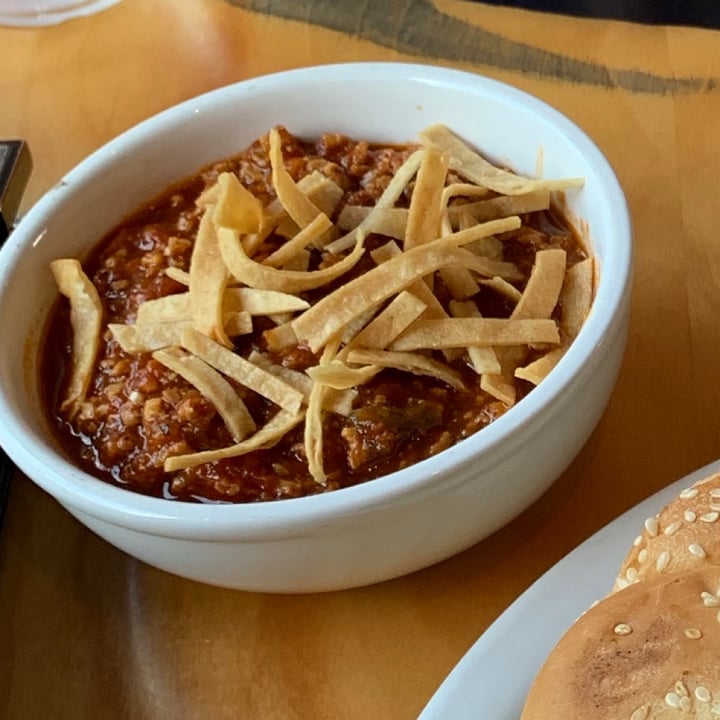 photo of Green New American Vegetarian Grandmas chili shared by @nicolealbritton on  05 Jun 2021 - review