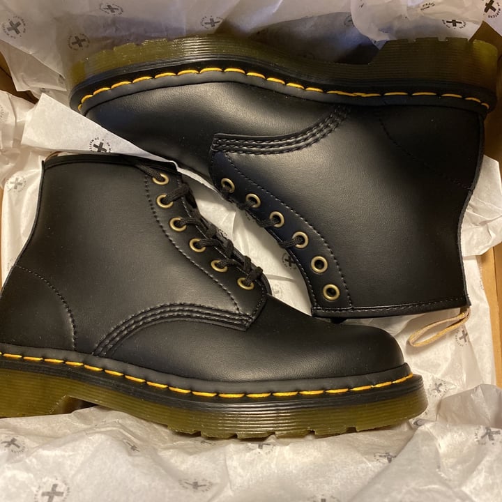 Dr. Martens Vegan 101 Felix Rub Boots Review | abillion