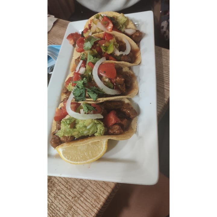 photo of El Perro Gamberro Tacos shared by @miriamaf95 on  04 Jul 2020 - review