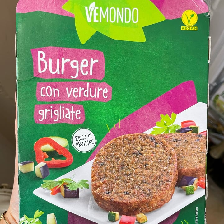 photo of Vemondo Burger con Verdure Grigliate shared by @lemmyrudy on  09 Jul 2022 - review