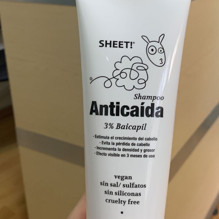 photo of SHEET! Shampoo anticaída shared by @carlaconcvivi on  22 Apr 2022 - review