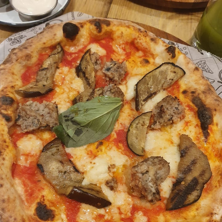 photo of Purezza - Vegan Pizza Camden Chose my own toppings shared by @lizamarie on  24 Apr 2020 - review