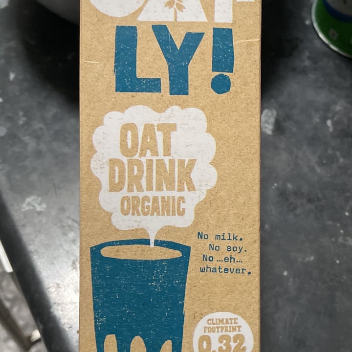 photo of Oatly Avena Avoine Bio shared by @nicolettamatronechef on  13 Apr 2022 - review