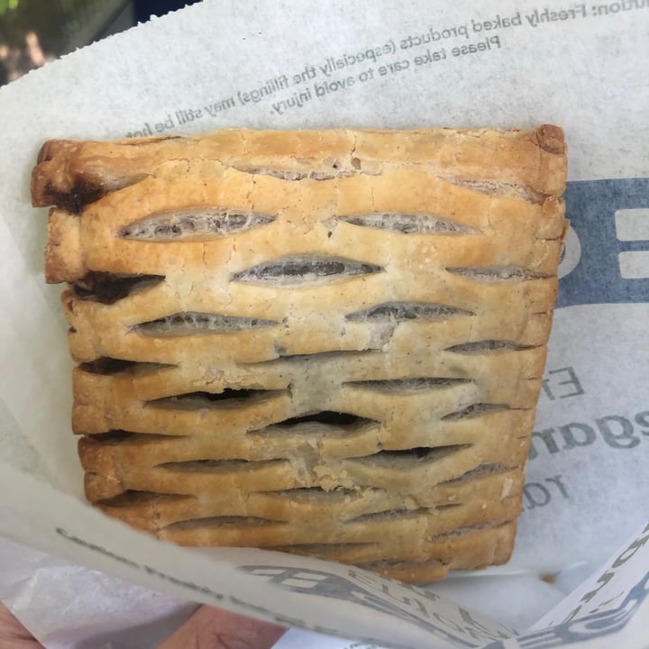 review photo of Greggs Vegan Stake Bake shared by @jessskh on 31 May 2021 - review