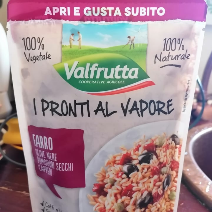photo of Valfrutta I Pronti Al Vapore Farro Olive Nere Pomodori Secchi e Capperi shared by @ichfea on  08 Jul 2022 - review