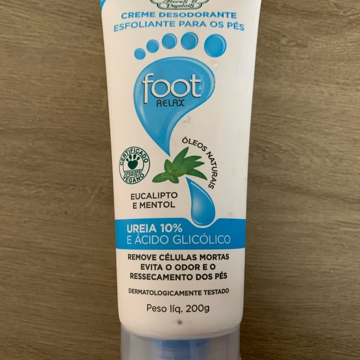 review photo of Flores & Vegetais creme de limpeza esfoliante para os pes shared by @akatia on 26 Sep 2022 - review