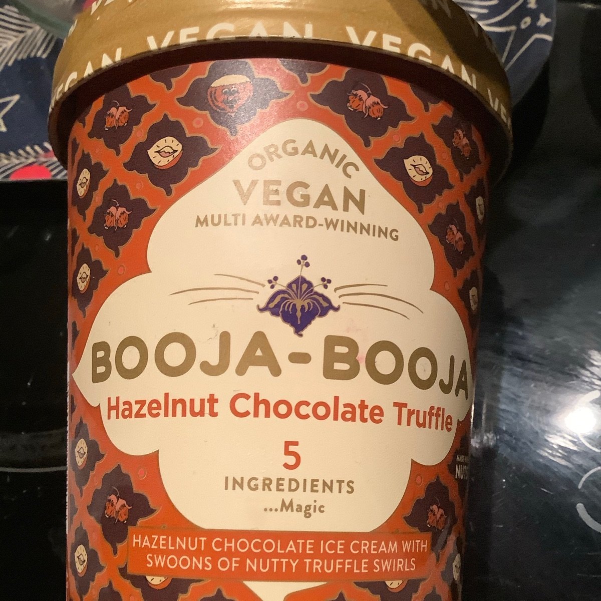 Booja-Booja Haselnuss Schokolade Trüffel Eiscreme Reviews | abillion Booja-Booja Haselnuss Schokolade Trüffel Eiscreme Reviews | abillion