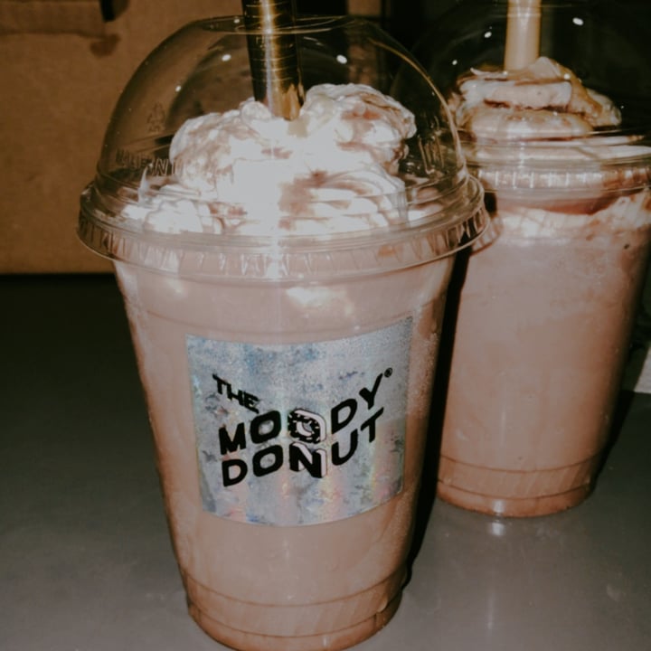 review photo of The Moody Donut Malteada shared by @estefaniagoram on 13 Oct 2020 - review