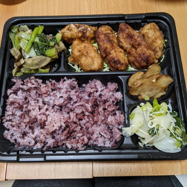 photo of 行徳デリキッチン Fried soybean meat bento shared by @izumi on  03 Apr 2022 - review