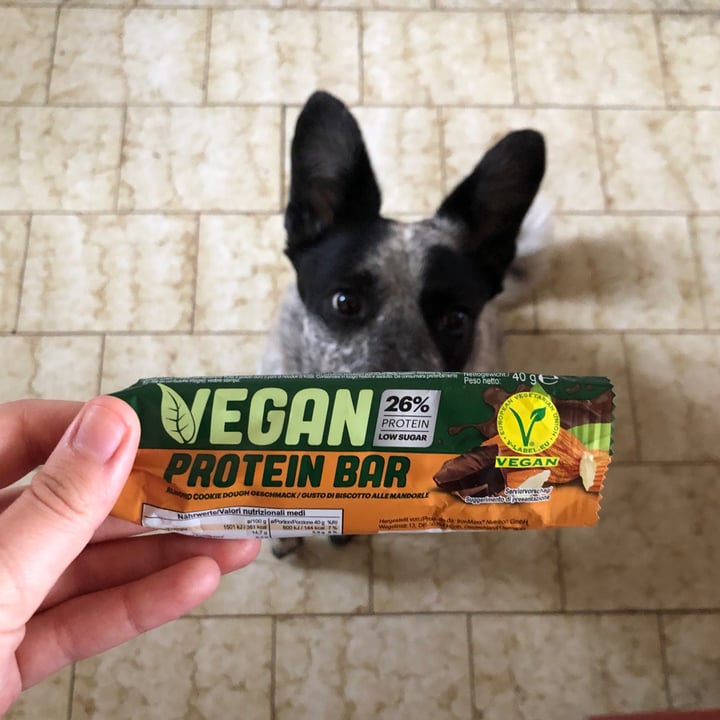 photo of Vegan Protein Bar  Vegan Protein Bar With Almond shared by @lombricale on  24 Jul 2022 - review
