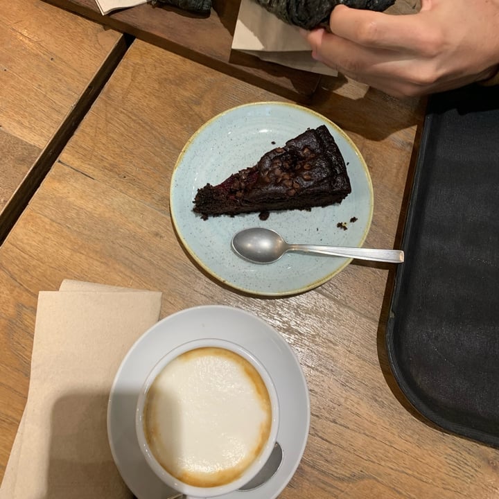 review photo of Pappare Torta Vegana shared by @giulial7 on 06 Oct 2022 - review