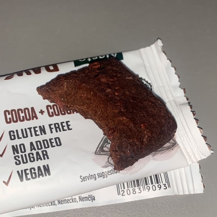 photo of Alesto Alesto Raw Cocoa + Cocoa Beans shared by @austee on  02 Feb 2022 - review