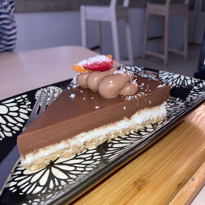 photo of Alive Tarte Chocolat-Noix de Coco shared by @chloslo on  24 Jun 2022 - review