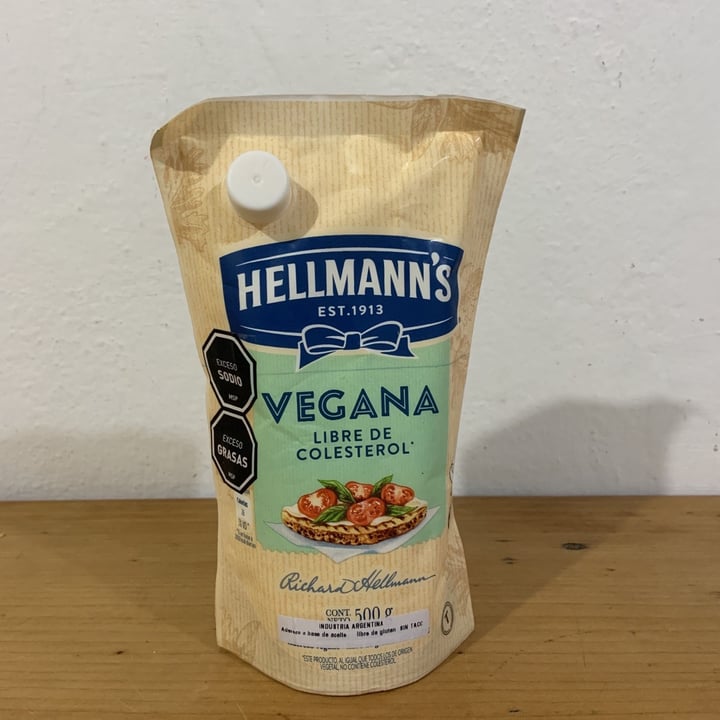 photo of Hellmann’s Hellman’s Vegan Mayonnaise shared by @josevitellof on  13 Jul 2021 - review