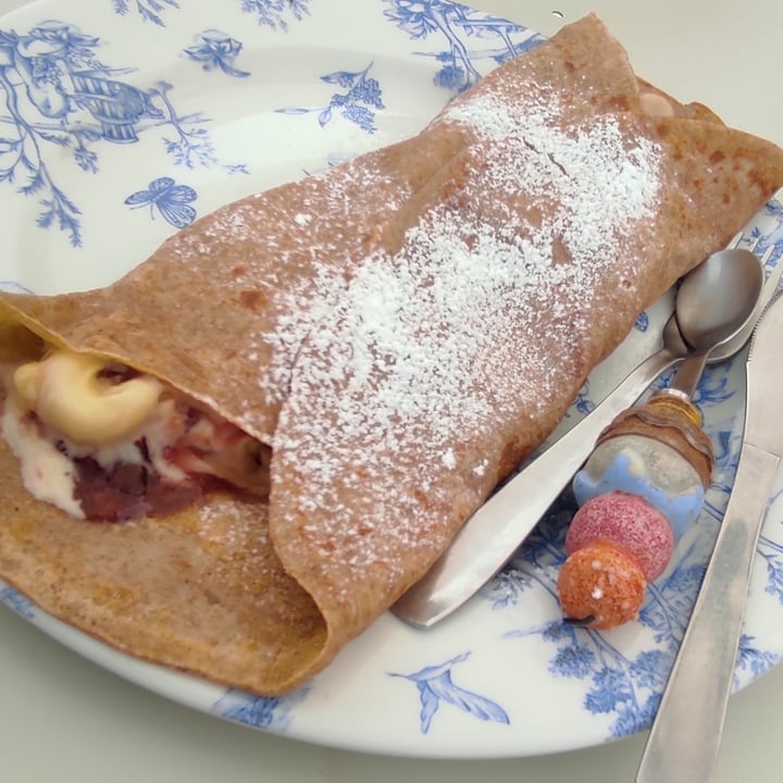 review photo of La Nativa Crêpe con Helado (2 Sabores) shared by @judithyp7 on 24 Jul 2021 - review