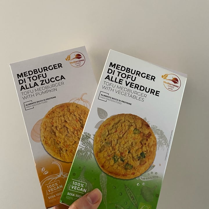 photo of Mediterranea BioVeg Medburger shared by @giuliacalarota on  11 Mar 2022 - review