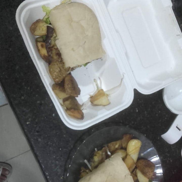 photo of Estilo Veggie Lomito gourmet shared by @lourmarzi on  01 Mar 2021 - review