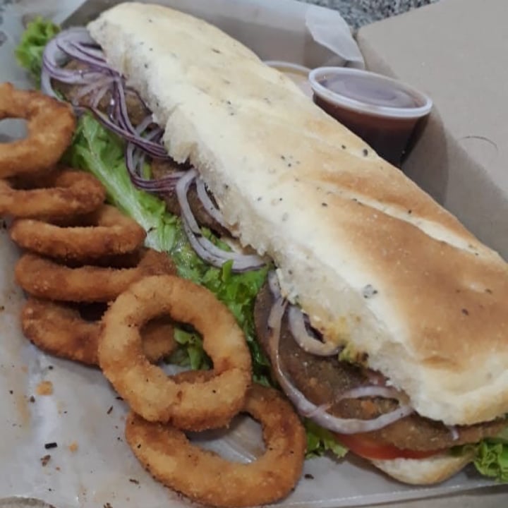 photo of Es un montón Sangucheria Sándwich Regan Russel shared by @yazrimini on  09 May 2021 - review