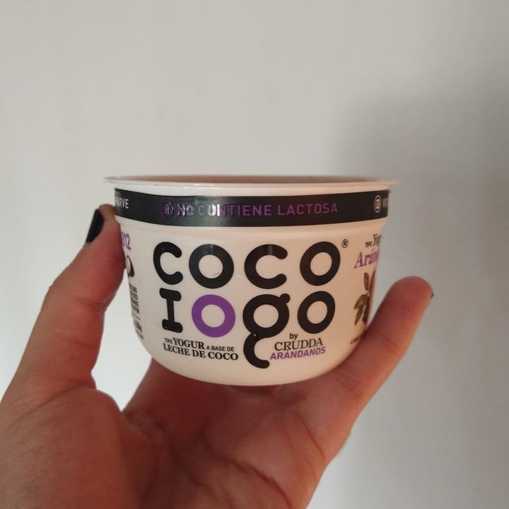 photo of Crudda Yogur a Base de Coco sabor Arándanos shared by @ariantimo on  13 Feb 2021 - review
