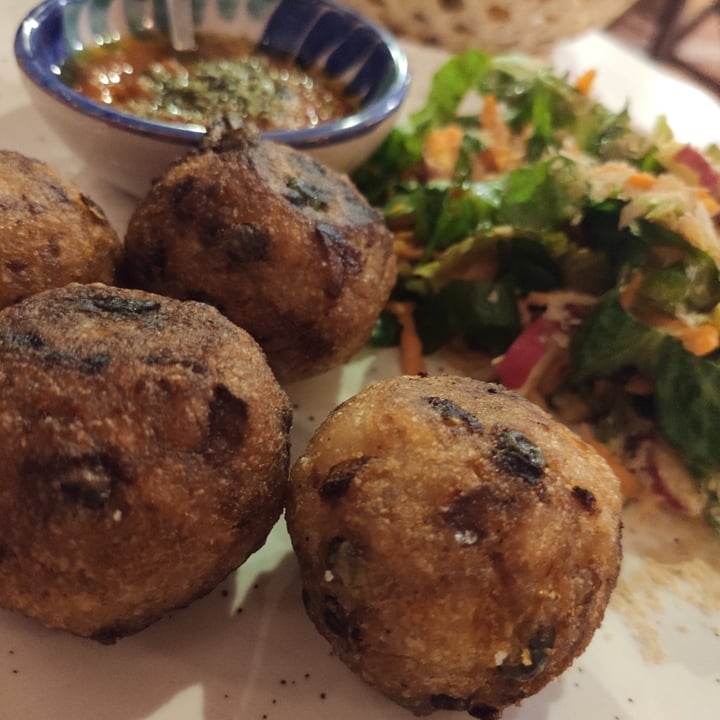 photo of La Goma Albóndigas de pan con verduras shared by @noeee on  19 Oct 2020 - review