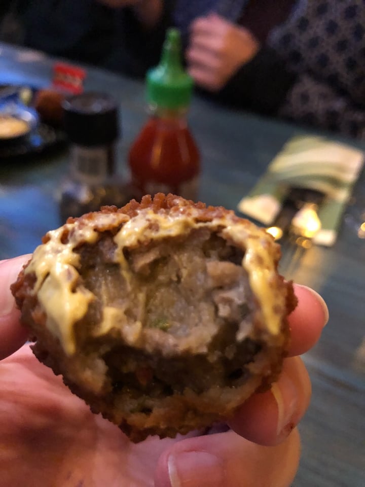 photo of Vegan Junk Food Bar Coconut Curry Bitterballs shared by @biapol on  12 May 2019 - review