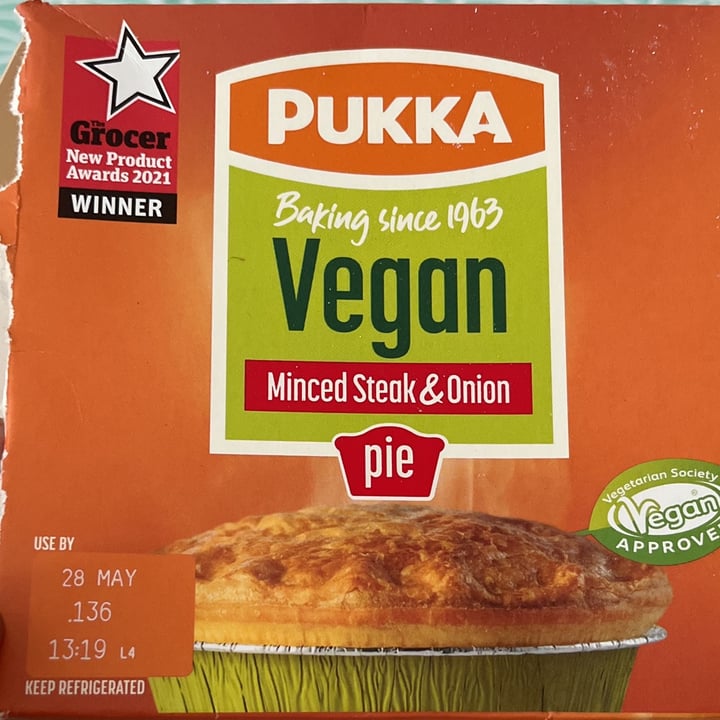 review photo of Pukka Pies Minced steak and onion pie shared by @faancina on 23 Jun 2022 - review
