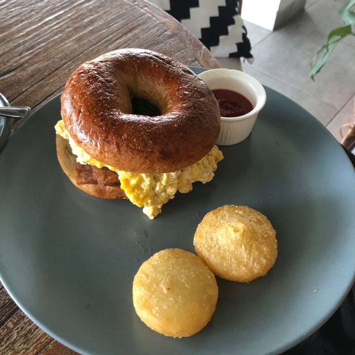 review photo of The Sloth Vegan Breakfast Bagel shared by @baliveganclub on 11 Dec 2021 - review
